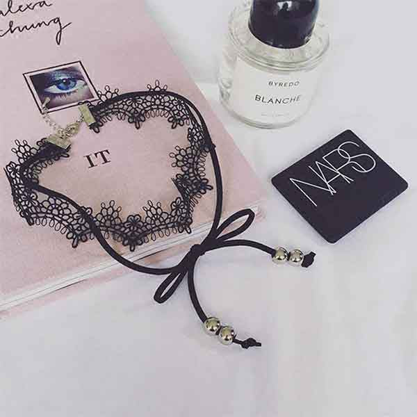 Gothic Lace and Tie Choker