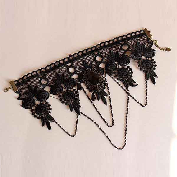 Black Lace Short Collar Choker