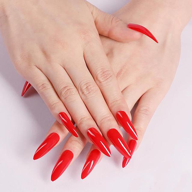 Aesthetic Sharp Nails