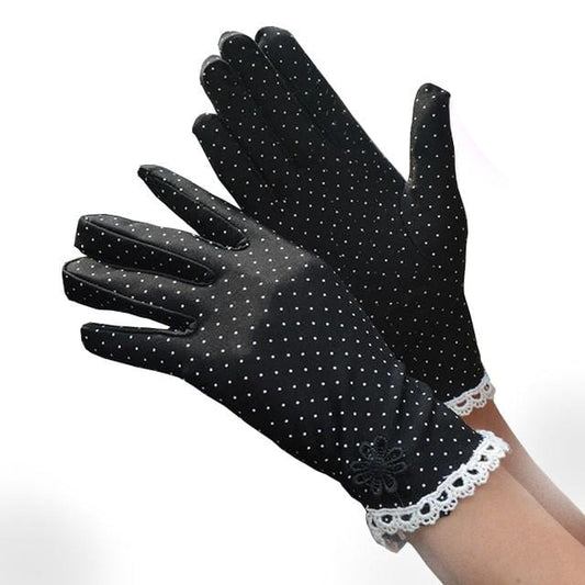Get Spotted Gloves