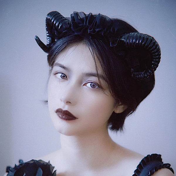 Black Damsel Horn Headband