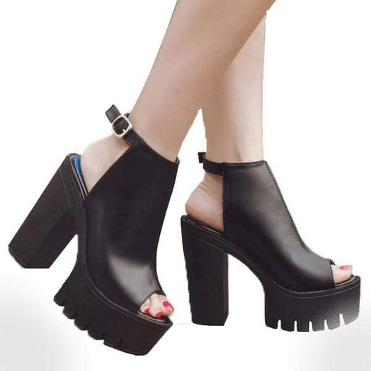 Stunning Slingback Heels