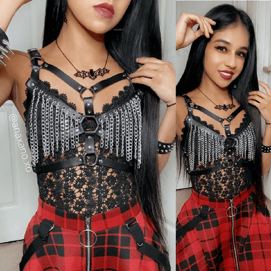 Cunning Chained Harness