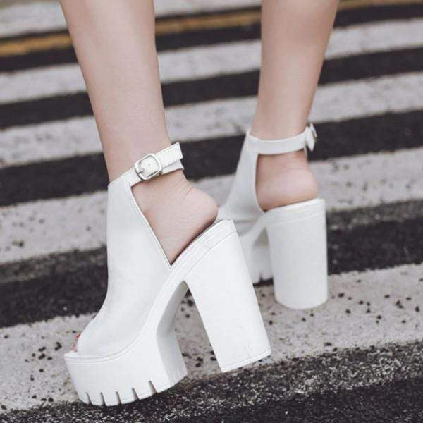 Stunning Slingback Heels