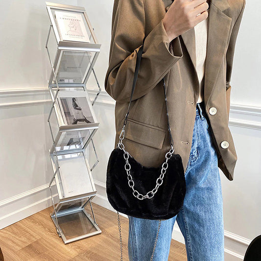 Miss Fuzzy Chain Shoulder Bag