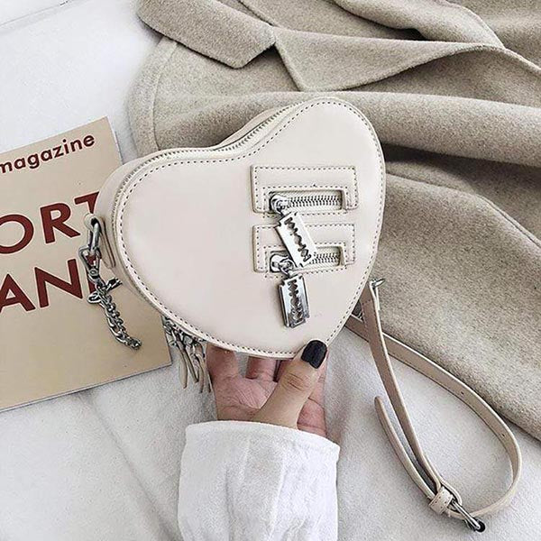Clutch Love Bag