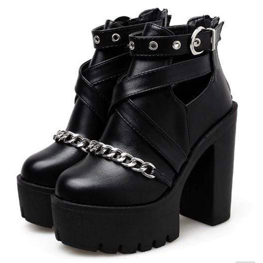 Retribution Chain Boots