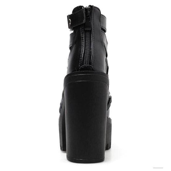 Retribution Chain Boots