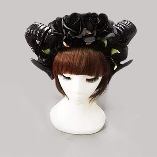 Gothic Horns headdress with optional black veil (black)