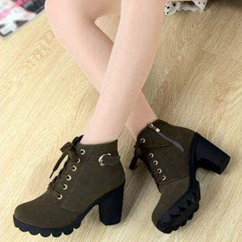 The Sleek Rocker Chic Boots (womens)